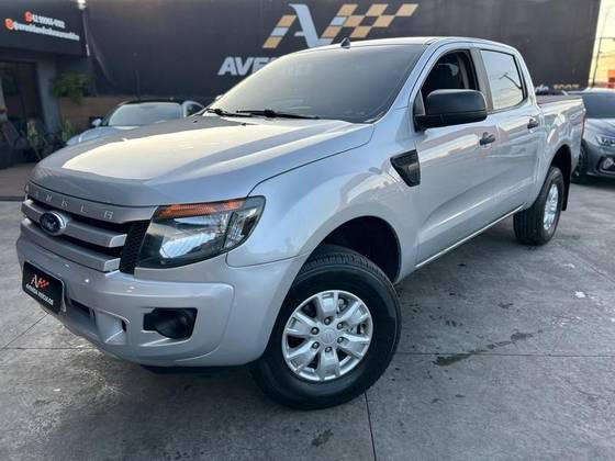 FORD RANGER 2.5 XLS 4X2 CD 16V FLEX 4P MANUAL FORD RANGER 2.5 XLS 4X2 CD 16V FLEX 4P MANUAL